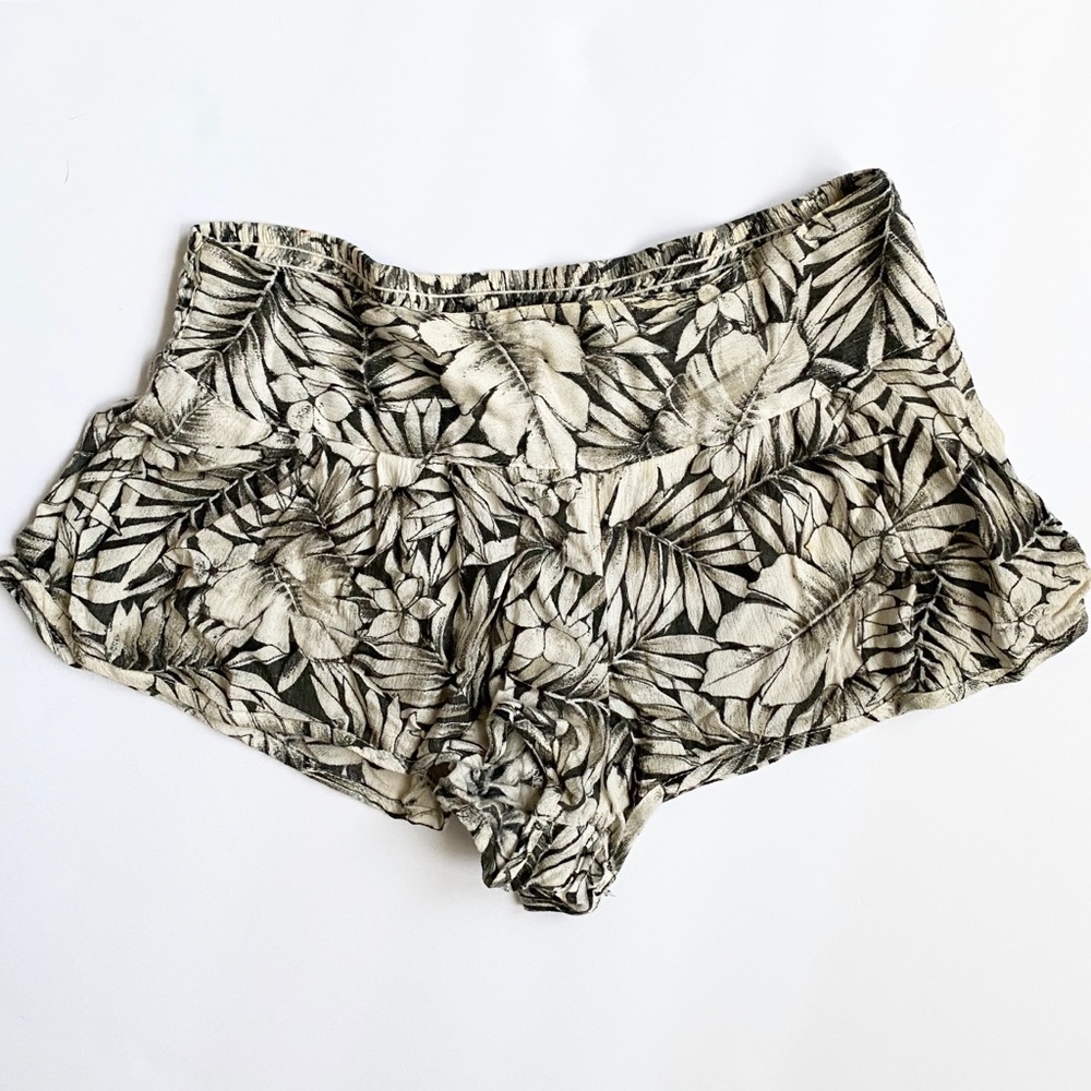 Flynn sky soft shorts